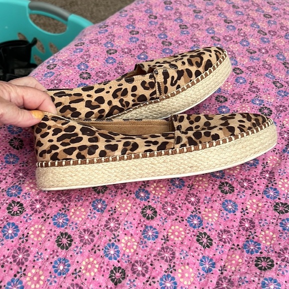 Dr Scholls leopard print espadrilles like new - Picture 4 of 7